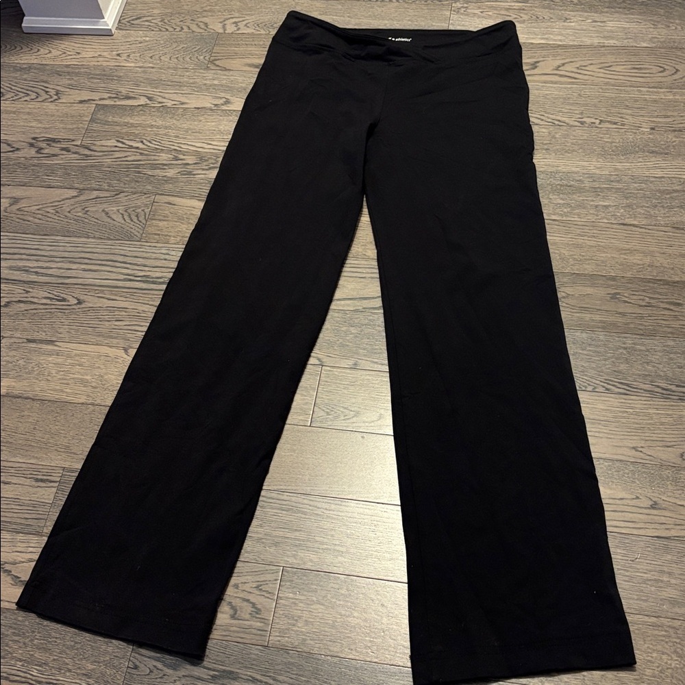 Tuff Athletics Women's Straight Fit low rise Yoga Pants Black Size Large
